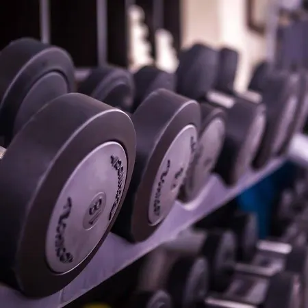 ميغوي لوكشري ليفنغ آند سبا *****، كرانز مونتانا